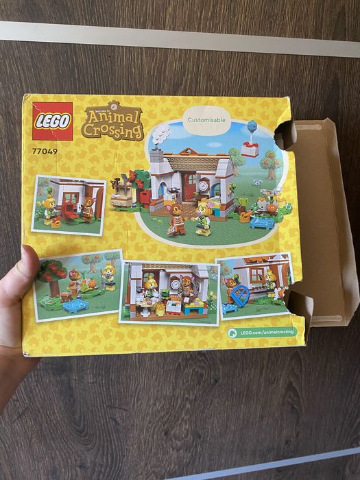 Lego Animal Crossing Isabelle’s House Visit + Maple’s Pumpkin Garden