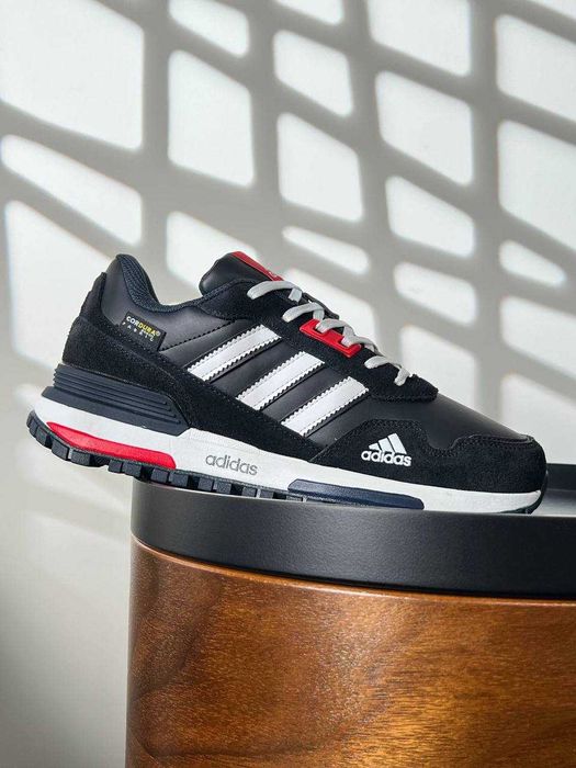Чоловічі кросівки Adidas ZX 700 Cordura Black White Red замша