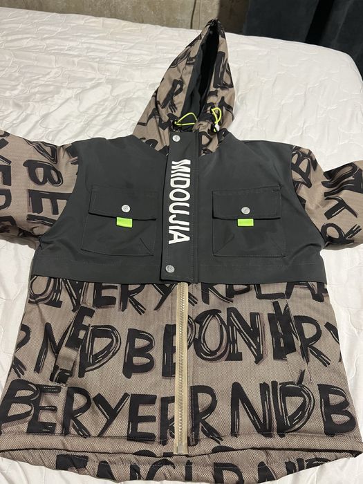 Демісезонна куртка/ 6-7 років