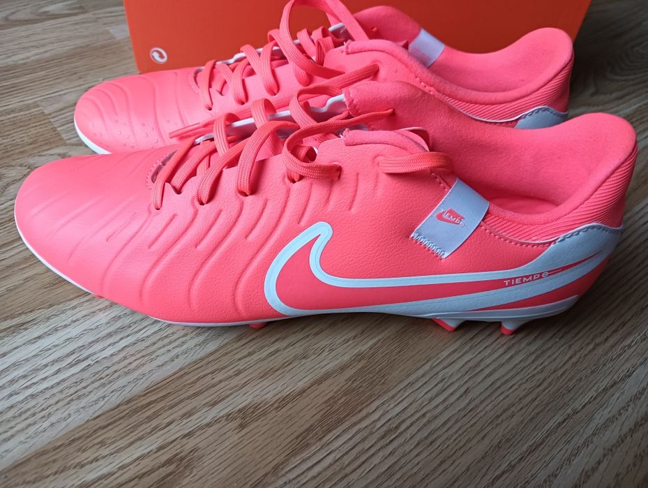 Nowe buty piłkarskie Korki Nike Tiempo Legend 10 Academy FG/MG  44