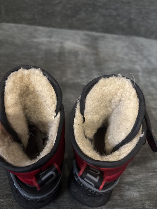 Продам зимові чобітки на овчині