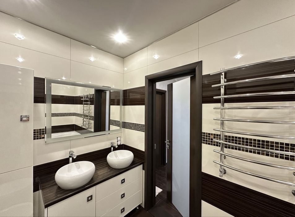 Вода та світло є!!! Генератор! Сдам будинок Аркадія, Каманіна, Сауна.