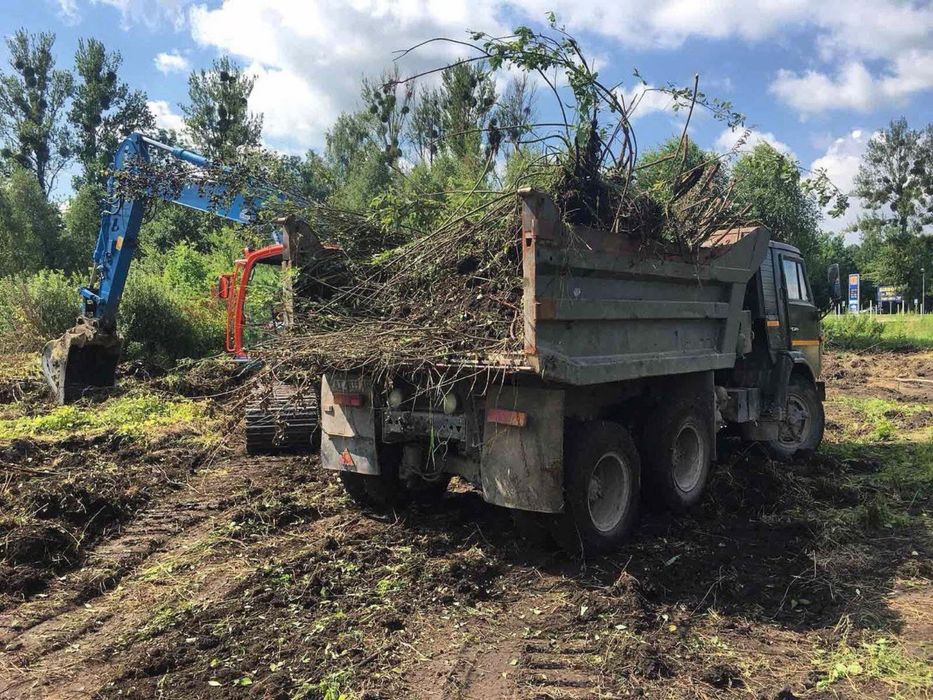 Послуги екскаватора JCB 3CX. Котловани, траншеї, планування ділянок.
