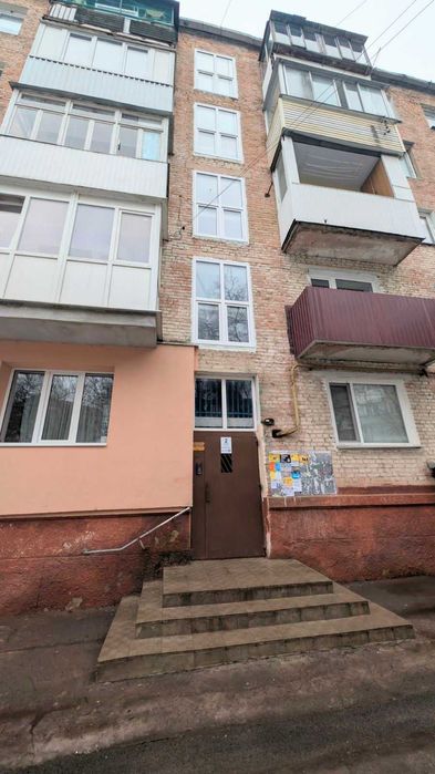 Продам однокімнатну квартиру, в цегляному будинку, зручний 2-й поверх