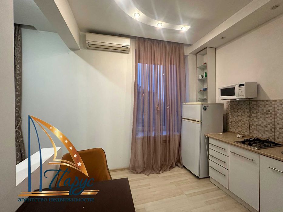 1-кімнатна  Південноукраїнська 5/5