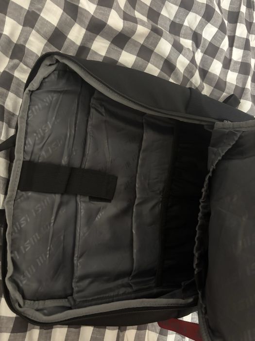 Mochila msi como nova