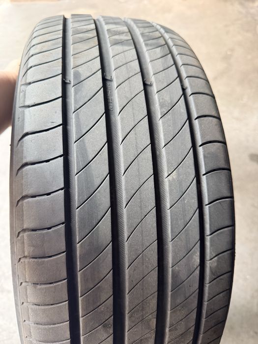 Michelin PRIMACY 4+ 215/50R17