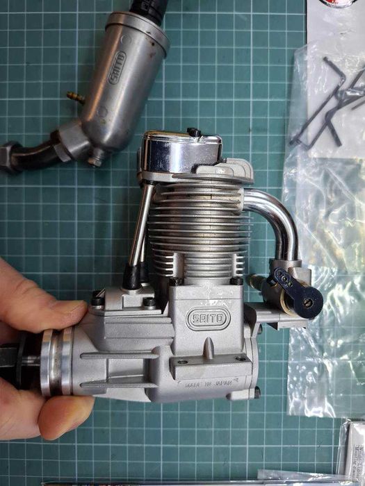 Silnik 4 suw Saito FA 125a, stan idealny, mało używany