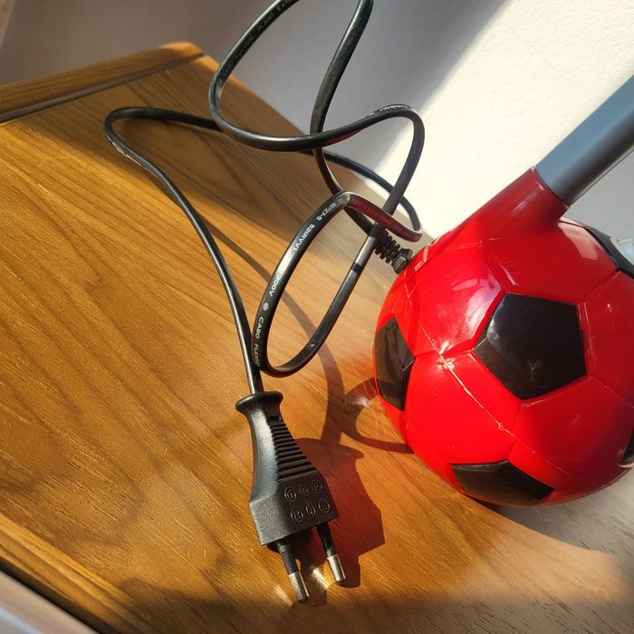 Lampka nocna lub na biurko