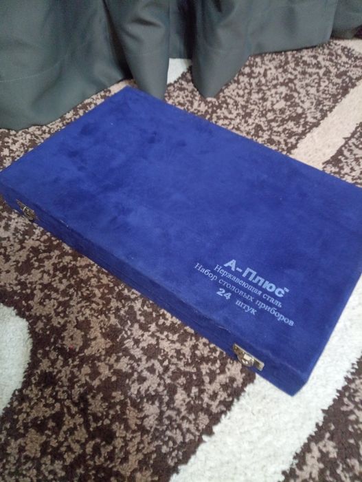 Продам набор столовый