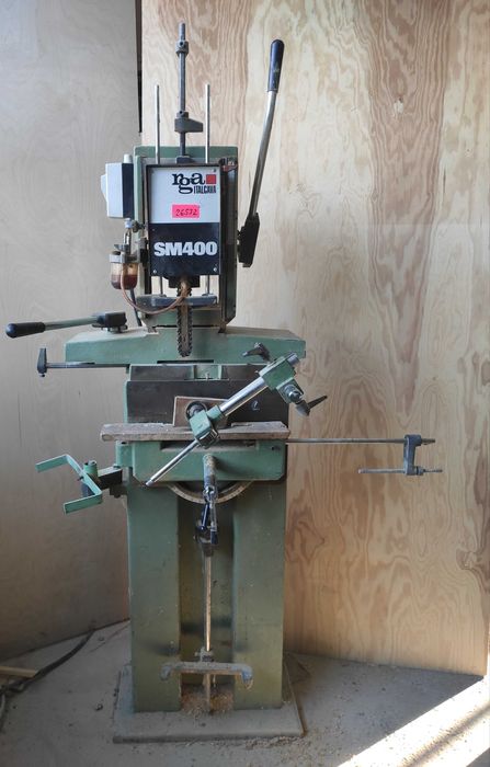 dłutarka łańcuchowa z łańcuchem 14