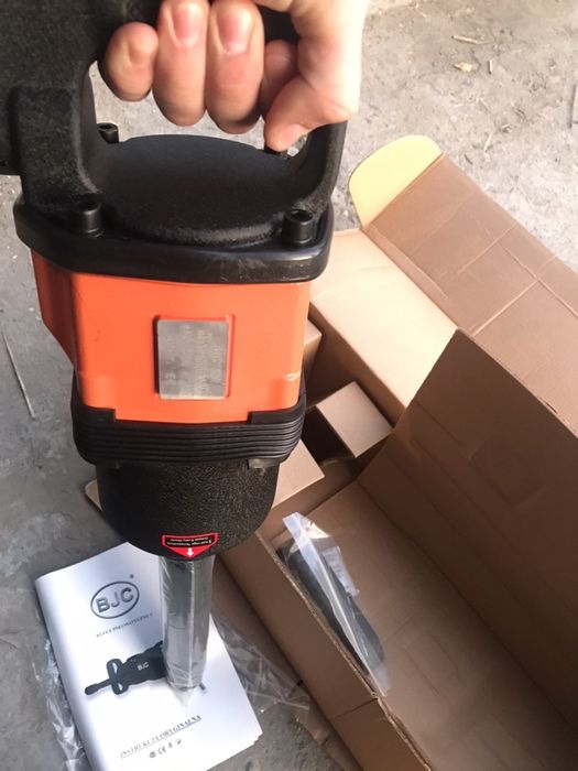 Гайковерт ударный 1" TIR BJC 788 4800Nm +шланг+12насадок PL дюймовый