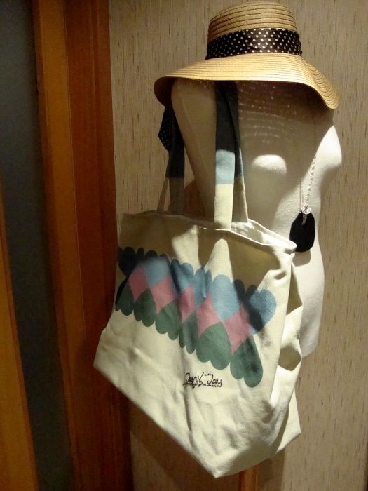 Saco mala NOVO, ainda c etiqueta de preço