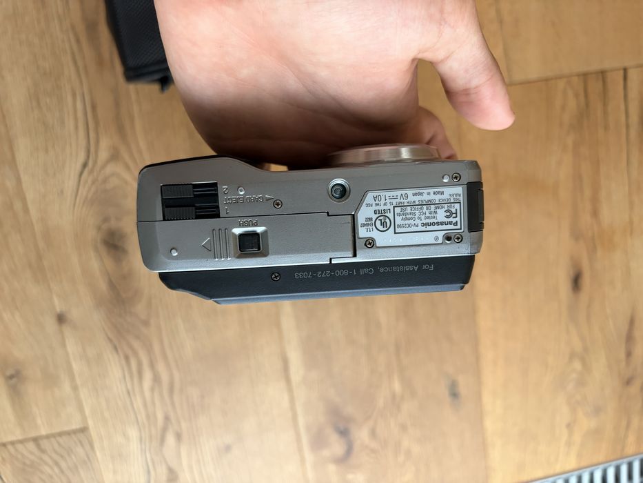 Sprzedam retro kamere panasonic tanio!!