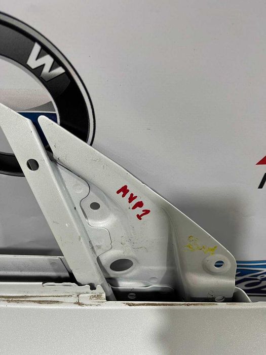 Двері передні праві Tesla Model,Y PPSW (MYP1)