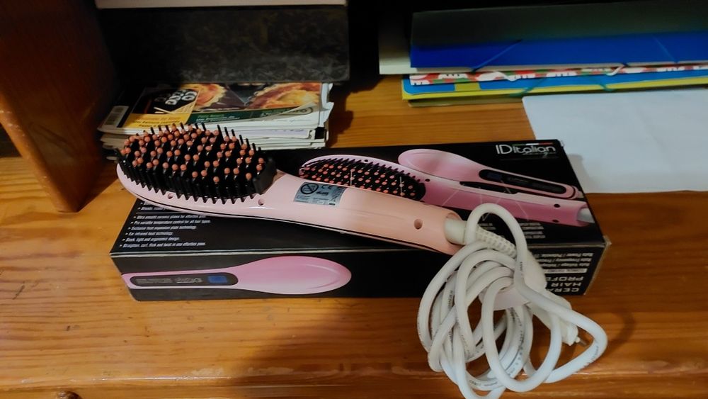 Escova profissional em cerâmica.