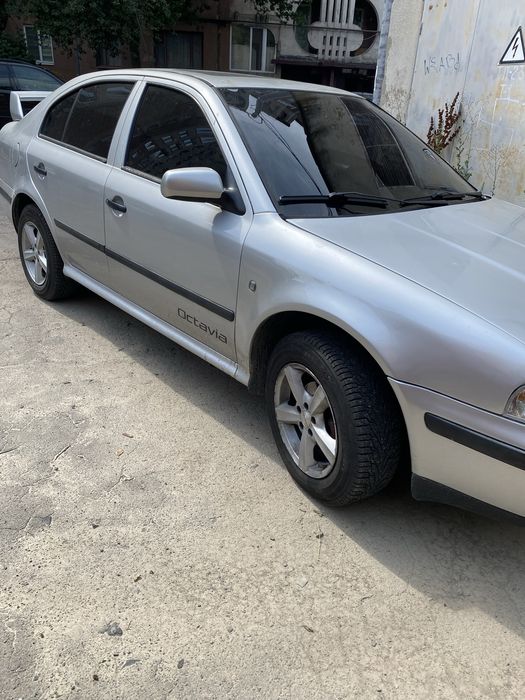 Продам надійну машину дуже багато що зроблено