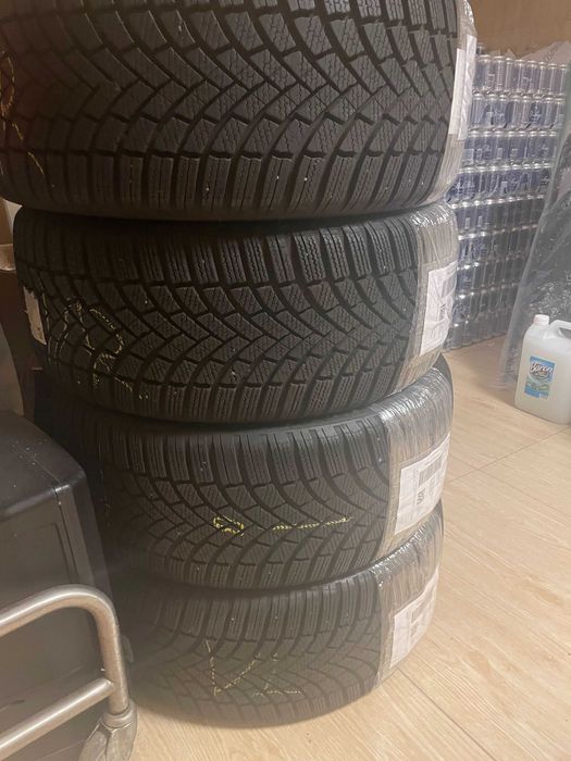 Sprzedam opony zimowe "bridgestone blizzak"4 szt- bardzo dobry stan.