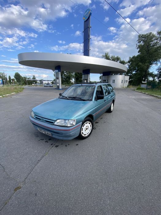 Продам Ford Escort
