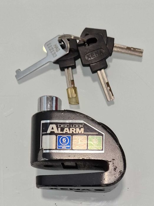 Cadeado Moto XENA, Capa para Moto e Saco Capacete Shark