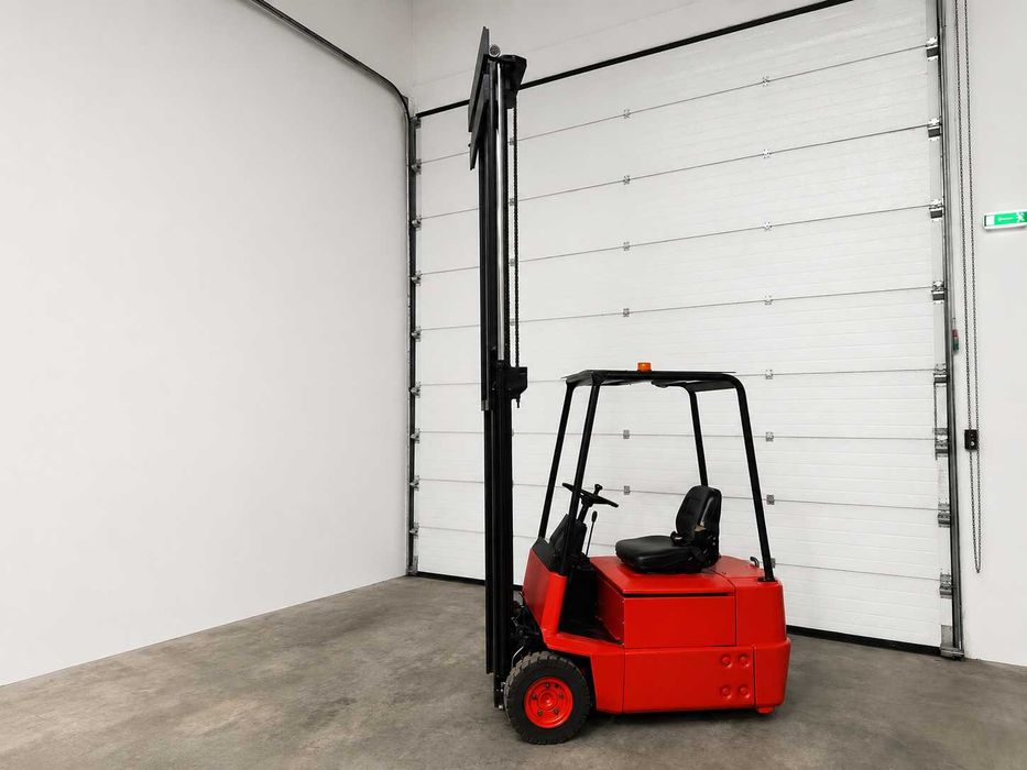 Empilhador Elétrico Linde E15