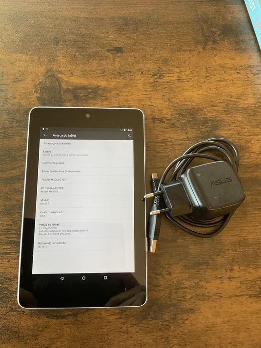 Tablet ASUS Nexus 7 com transformador original