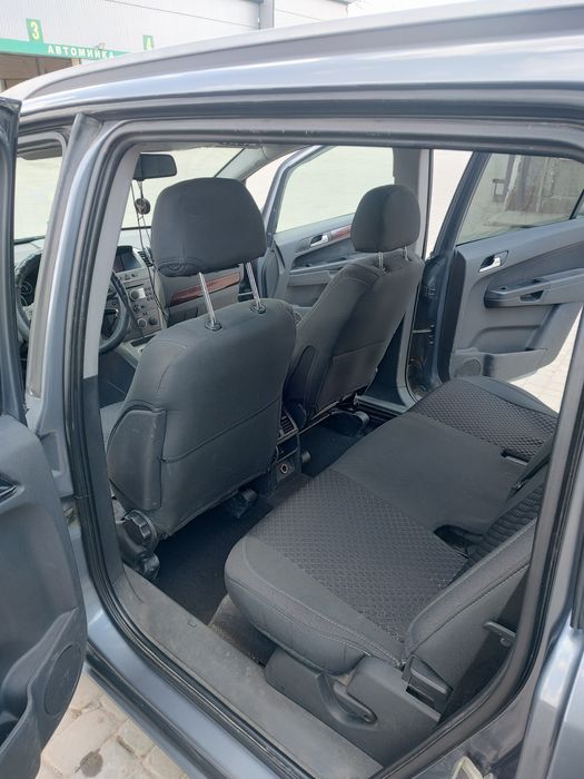 Opel Zafira b 1.9ctdi 2005 рік