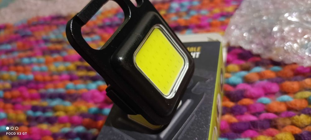 Ліхтар брелок світлодіодний водонепроникний з магнітом і карабіном