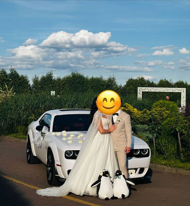 Wynajem Auta na Ślub Maserati Ghibli , Dodge Chellenger 6,4 ScatPack
