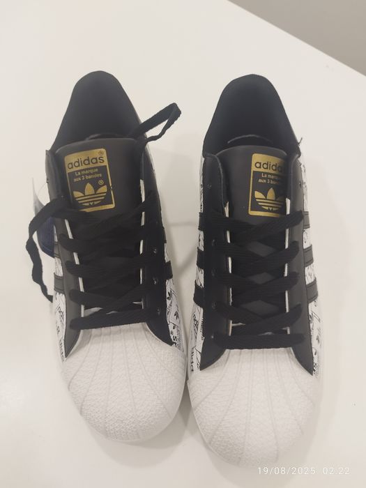 Adidas superstar