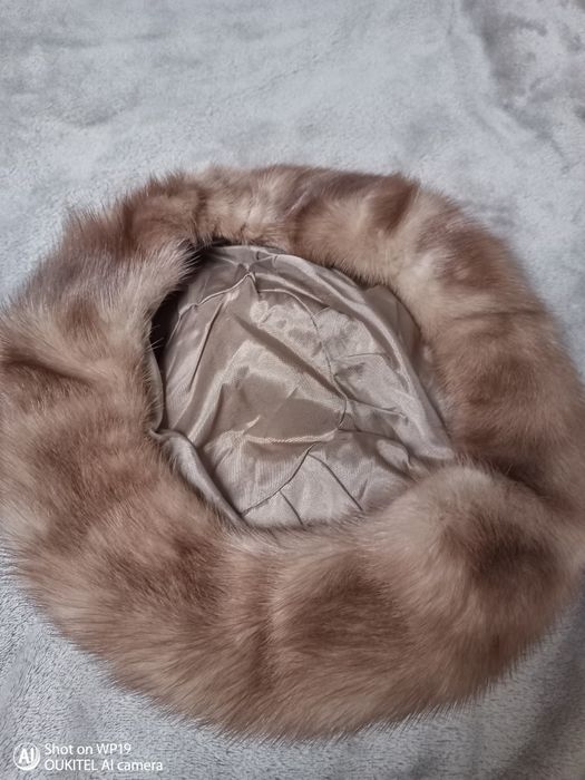 OKAZJA TANIO beret z futerka