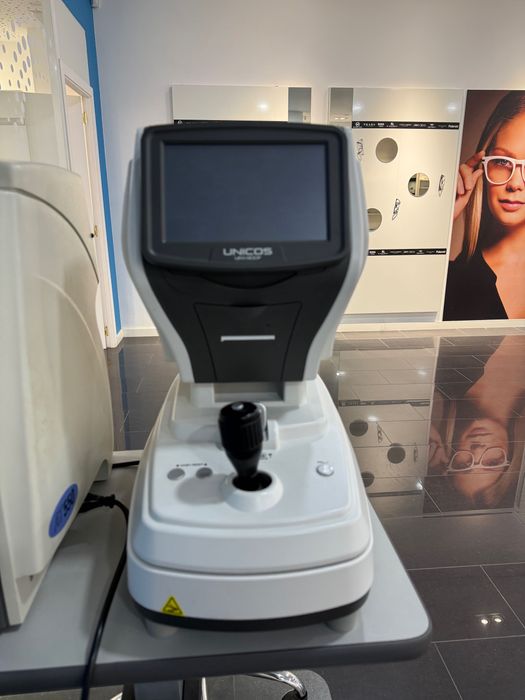 Auto-Refratómetro Unique-RK