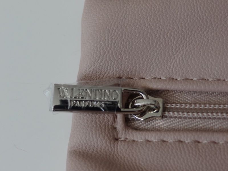 VALENTINO Valentina beżowa kosmetyczka