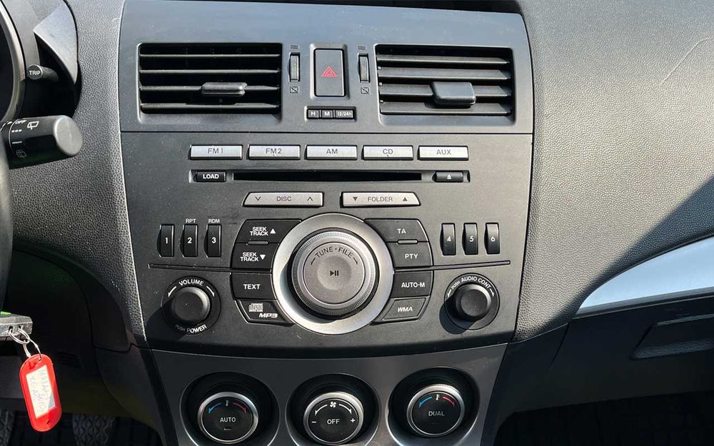 Mazda   3   2010