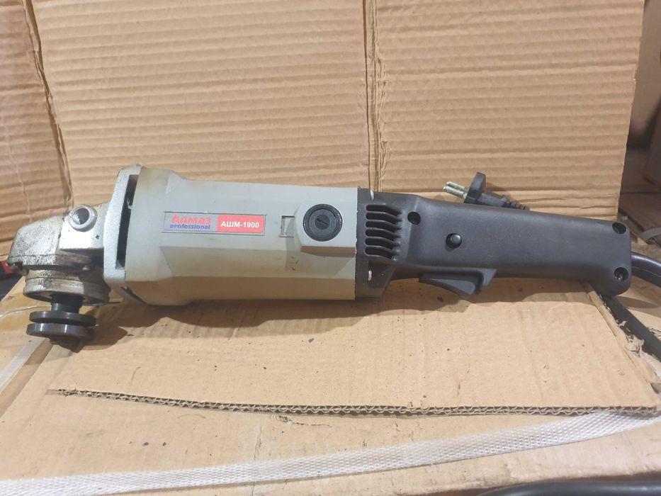 Болгарка Алмаз АШМ-920 круг 125 новая без коробки уценка