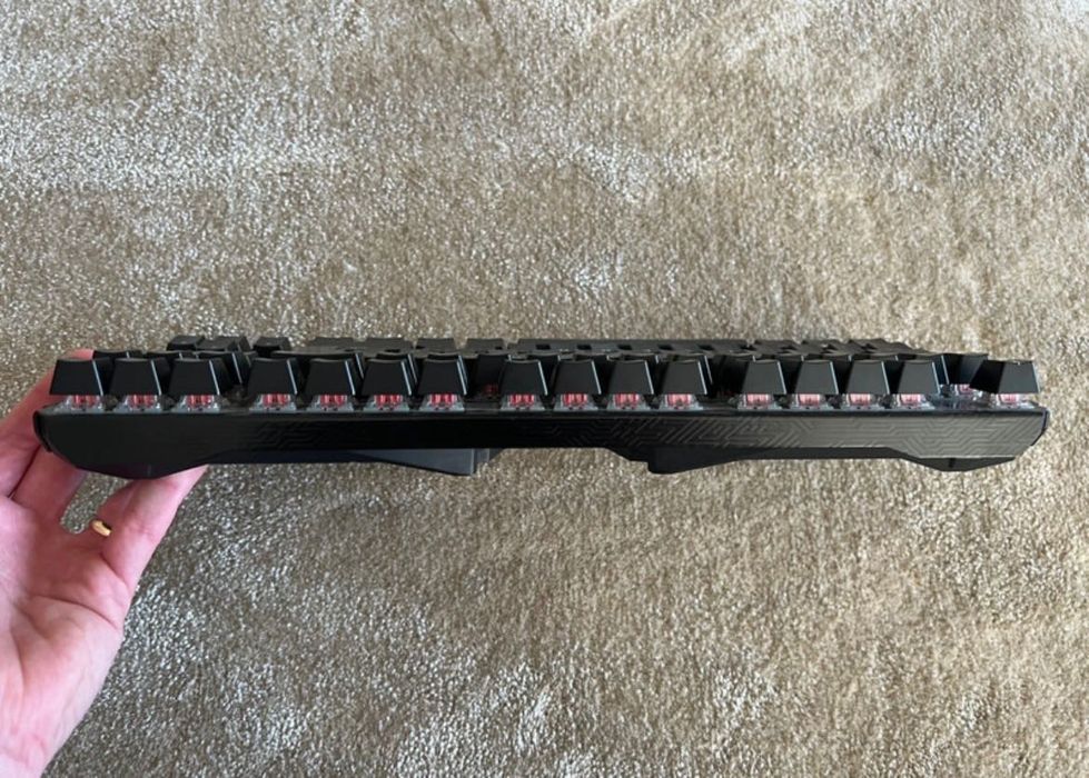 Teclado Mecânico Asus Rog Claymore Core -
Layout PT