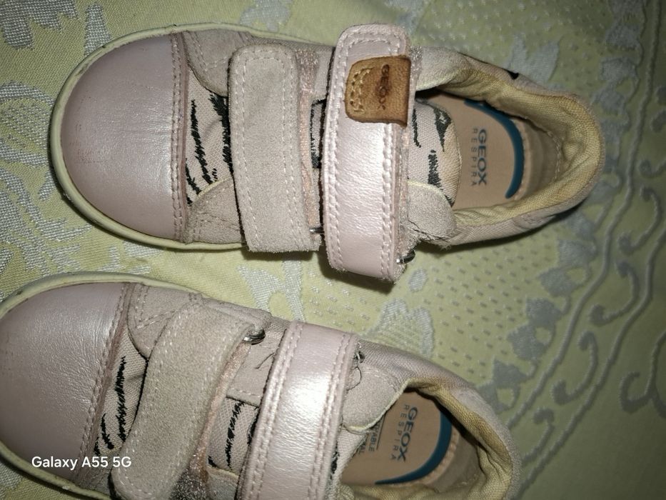 Calçado de menina 24