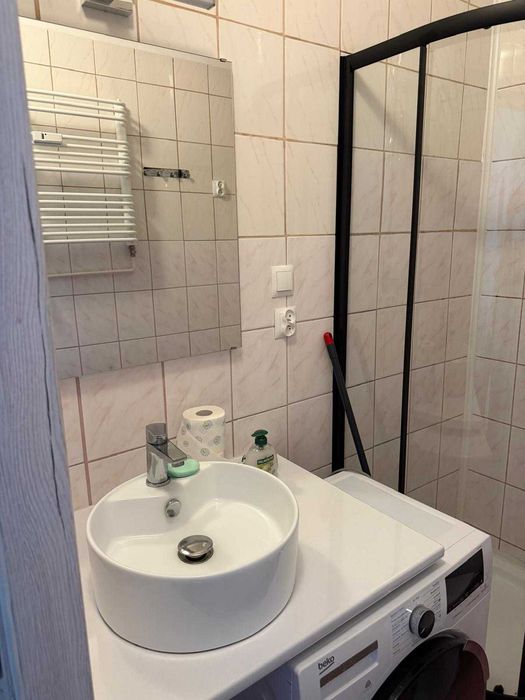 Mieszkanie do wynajęcia 2100 z czynszem !!! OKAZJA !!! - Więcej