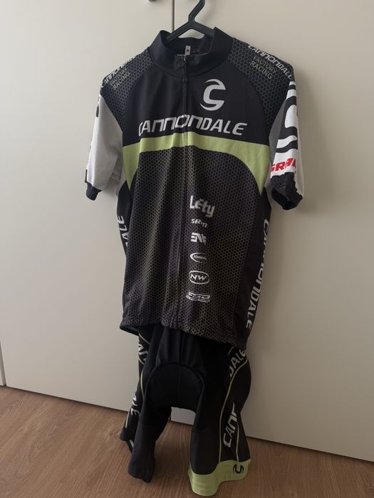 Equipamento ciclismo btt