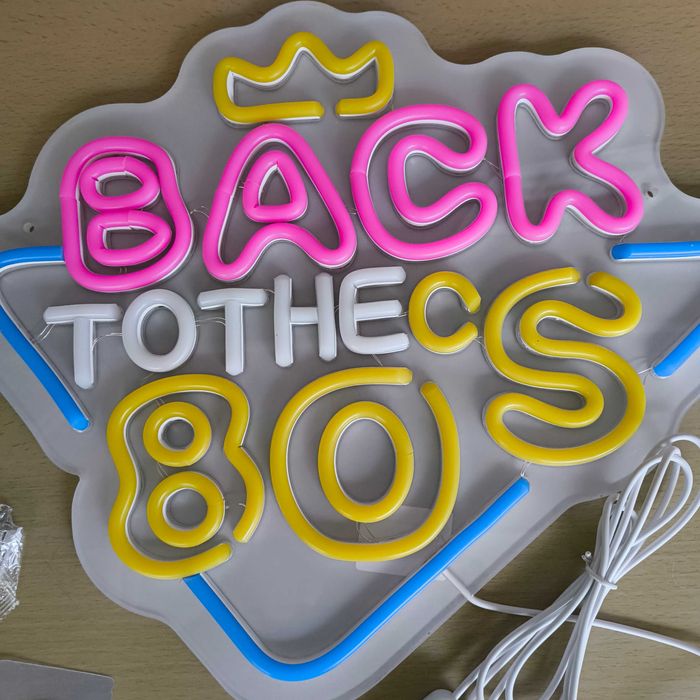 Sinal de Luz Néon Back to 80's Musica Festas