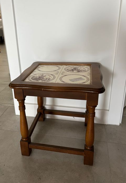 Rustykalny Kwietnik z Litego Drewna z Kafelkami (Holandia, rok 1950)