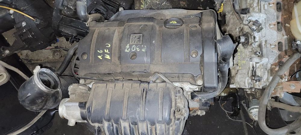 Peugeot 307 1.6 16V SILNIK Słupek  NFU