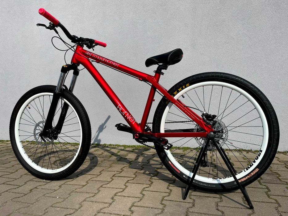 DIRT Dartmoor Hornet 2012 Bomber Deore Revolt phantom stunt dh fr