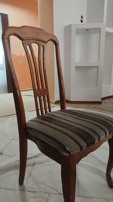 Ремонт меблів, перетяжка та реставрація. Перетяжка офісних меблів