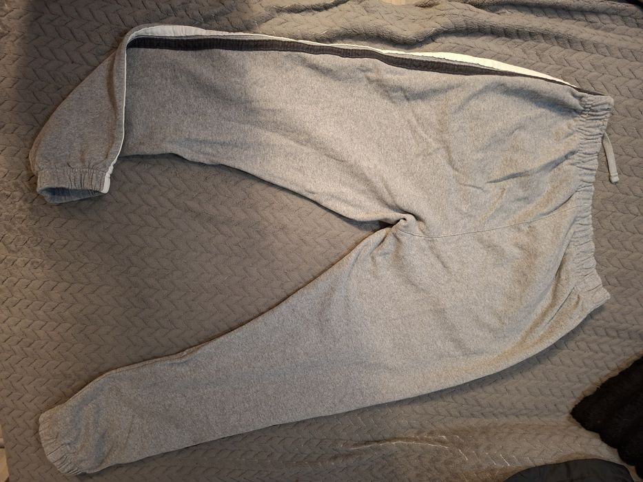 Spodnie dresowe Nike rozm.M