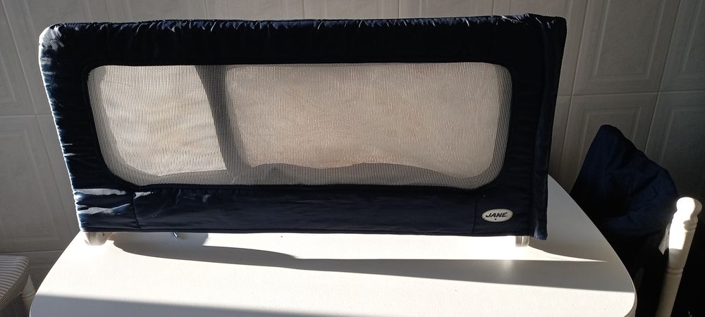 Proteção de cama de criança