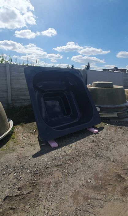 Niecka wkład Balia kwadratowa Jacuzzi Basen oczko wodne beczka jakuzi