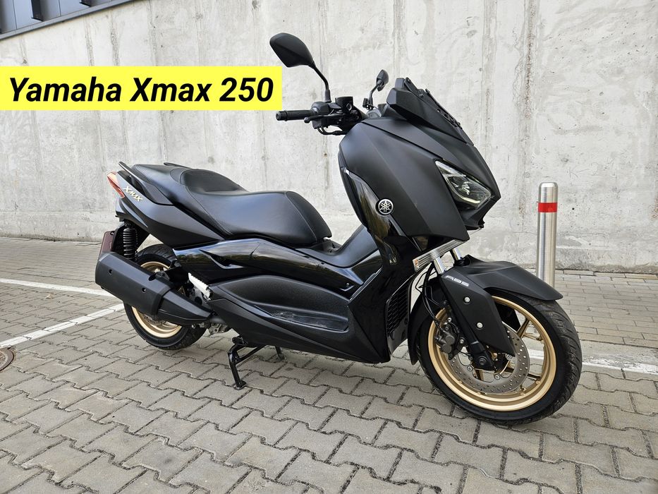 Максі скутер Yamaha Xmax 250 з Японії