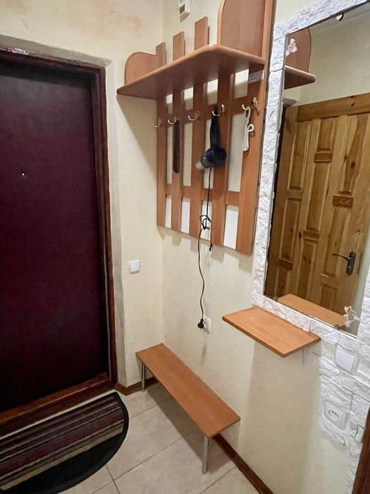 Квартира ОРЕНДА ПОДОБОВО ПОГОДИННО 1кімнатна соломяʼнка жд вокзал Київ