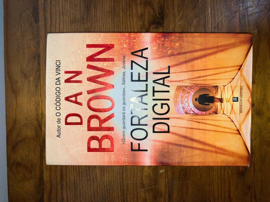 Vários livros em segunda mão